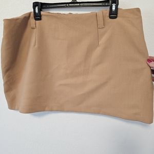Abercrombie & Fitch Tan Skort Women's Size XL